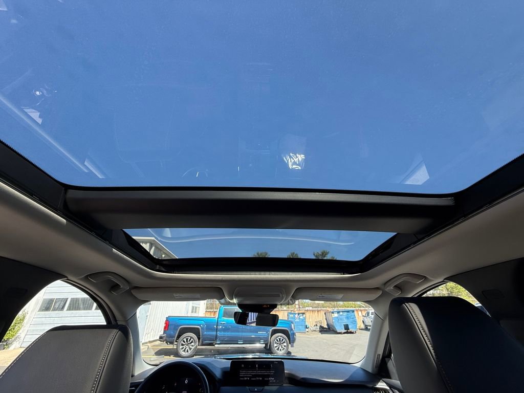 Used 2024 MAZDA CX-90 Plug-In Hybrid w/ Premium Pkg image 23