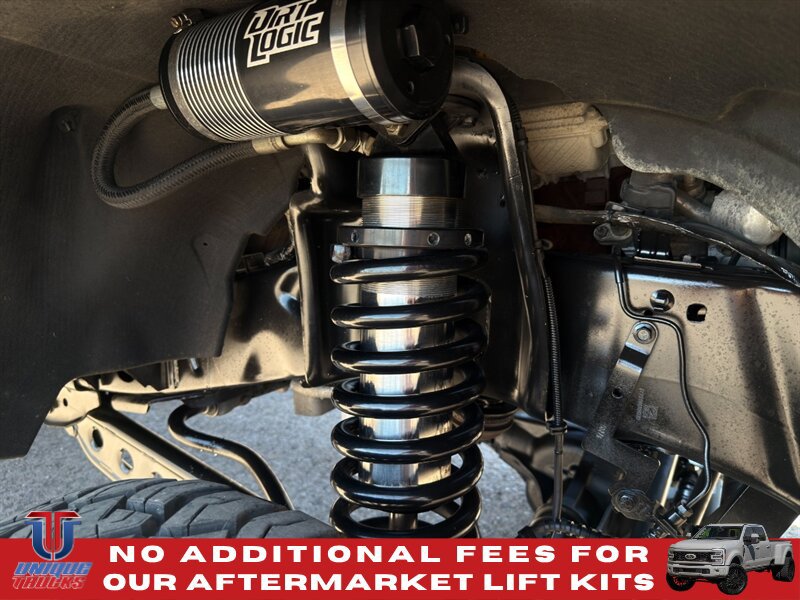 Used 2020 Ford F250 Platinum w/ FX4 Off-Road Package AWD/4WD image 7