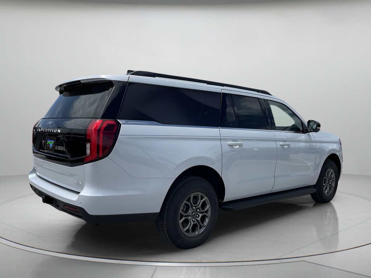 New 2026 Ford Expedition Max Active RWD image 4
