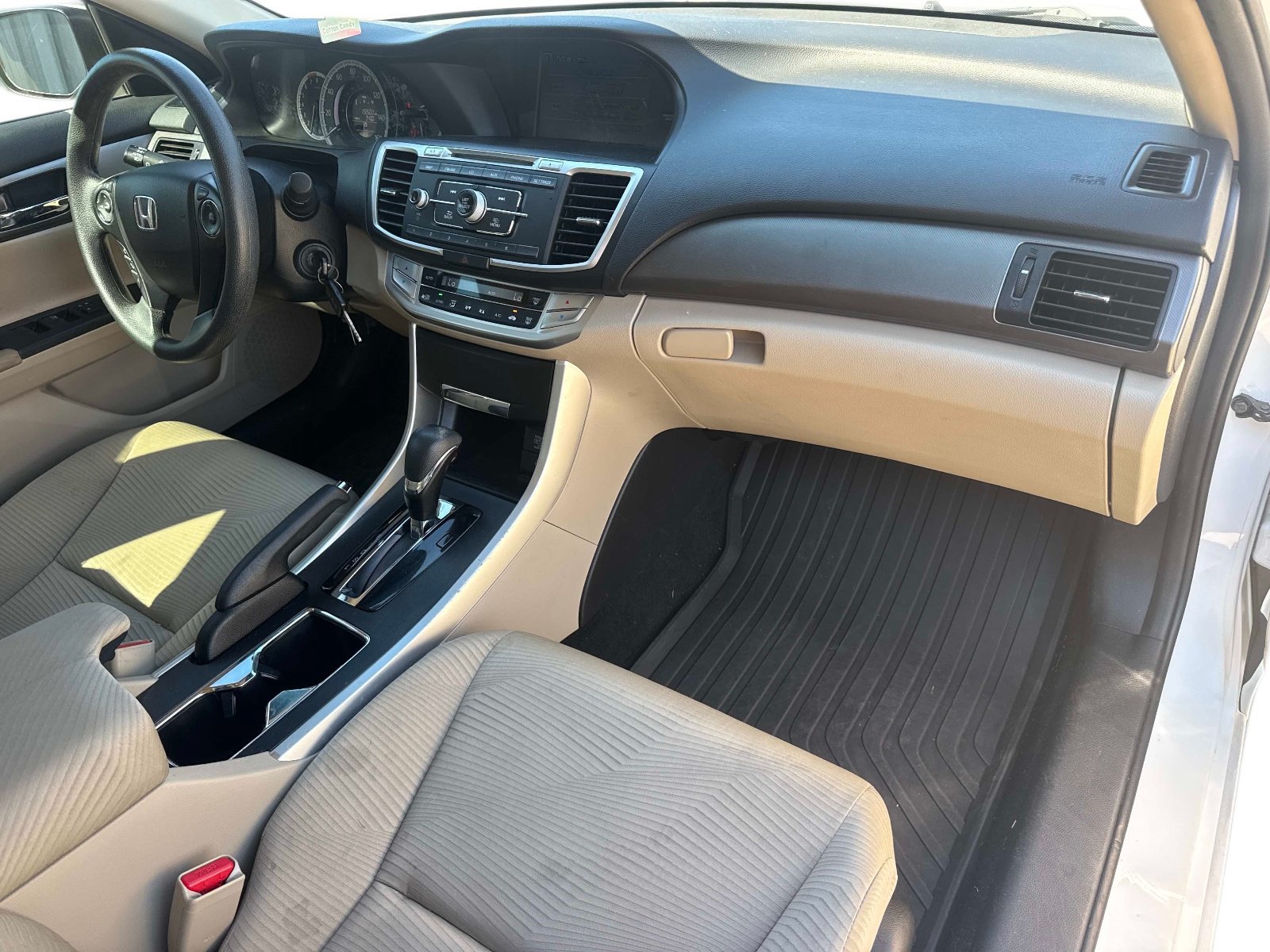 Used 2015 Honda Accord LX image 10