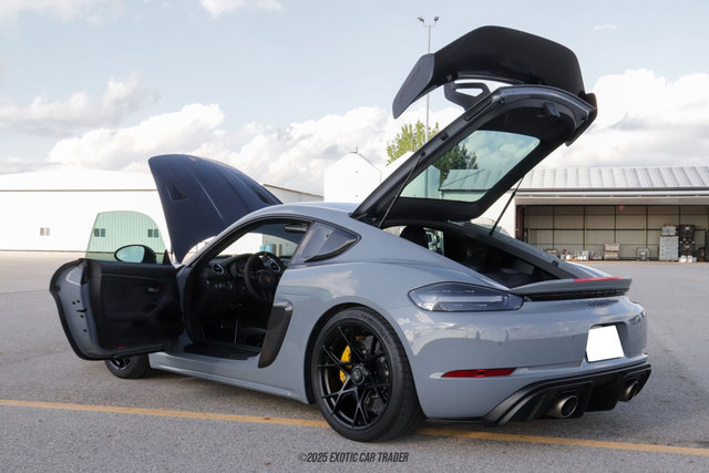 Used 2023 Porsche 718 Cayman GT4 RS image 19