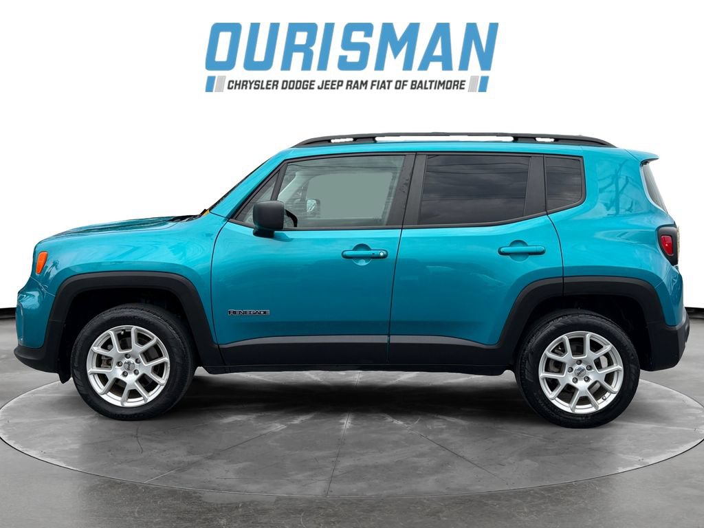 Used 2022 Jeep Renegade Latitude AWD/4WD image 3