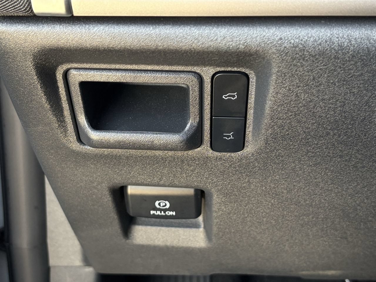Used 2025 Ford Expedition Max Active RWD image 25