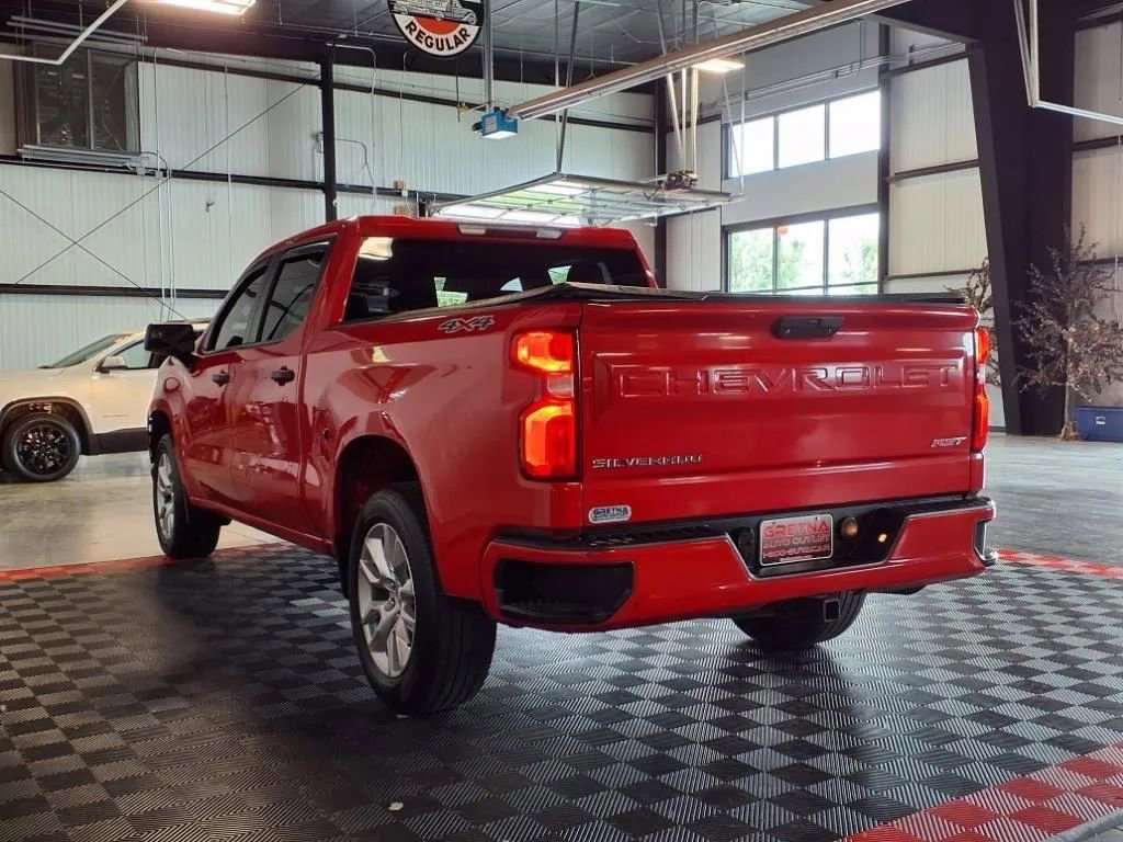 Used 2021 Chevrolet Silverado 1500 Custom AWD/4WD image 4
