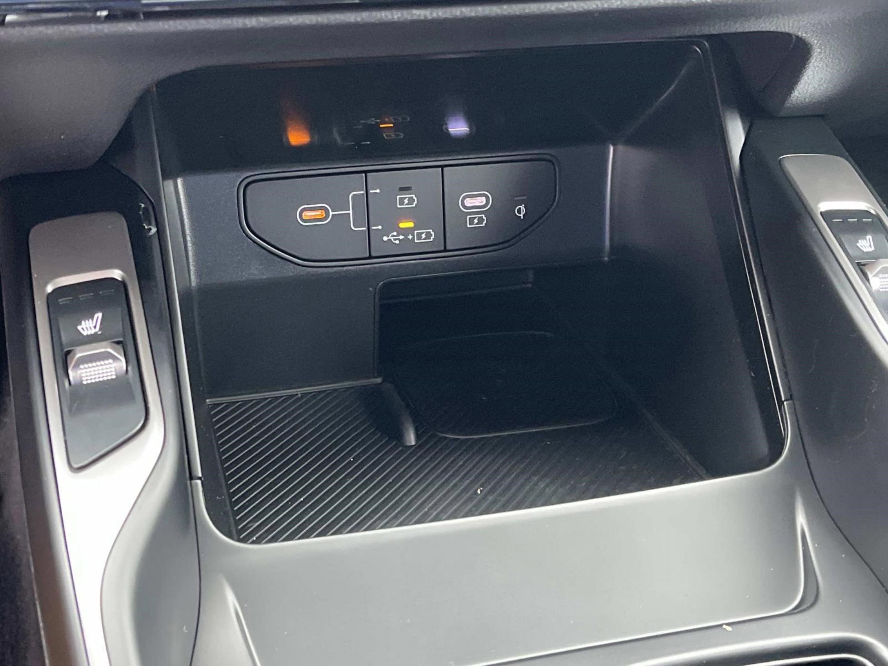 New 2026 Kia Sorento S image 25