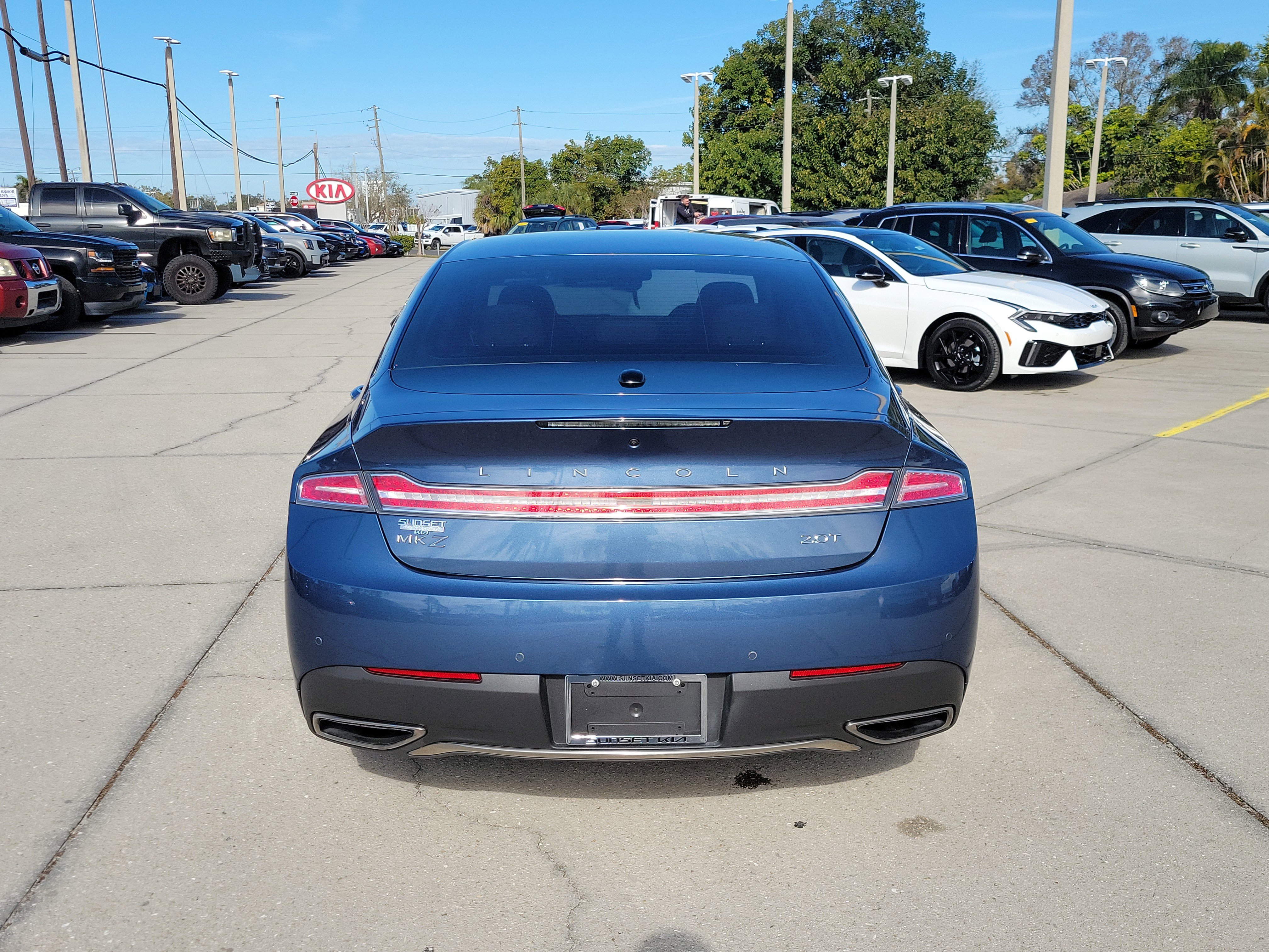 Used 2019 Lincoln MKZ Premiere image 5