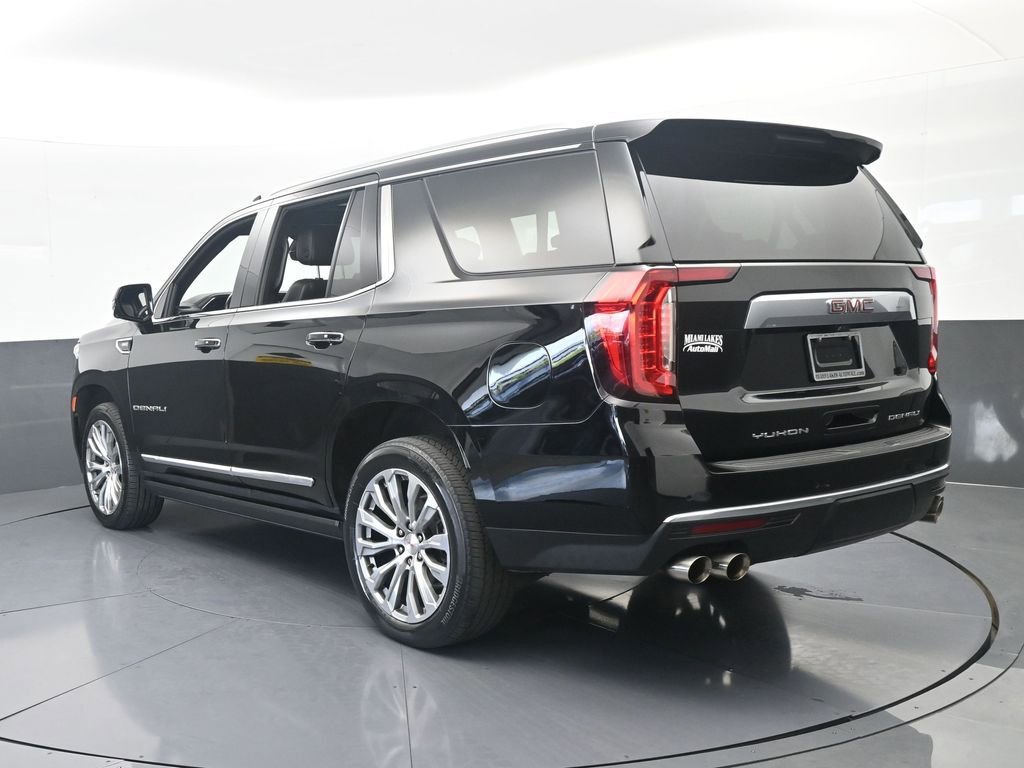 Used 2022 GMC Yukon Denali w/ Denali Premium Package AWD/4WD image 4