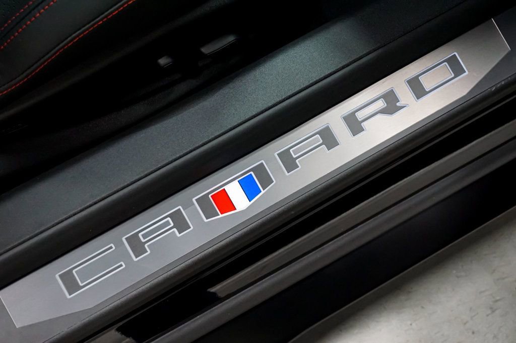 Used 2018 Chevrolet Camaro ZL1 image 65