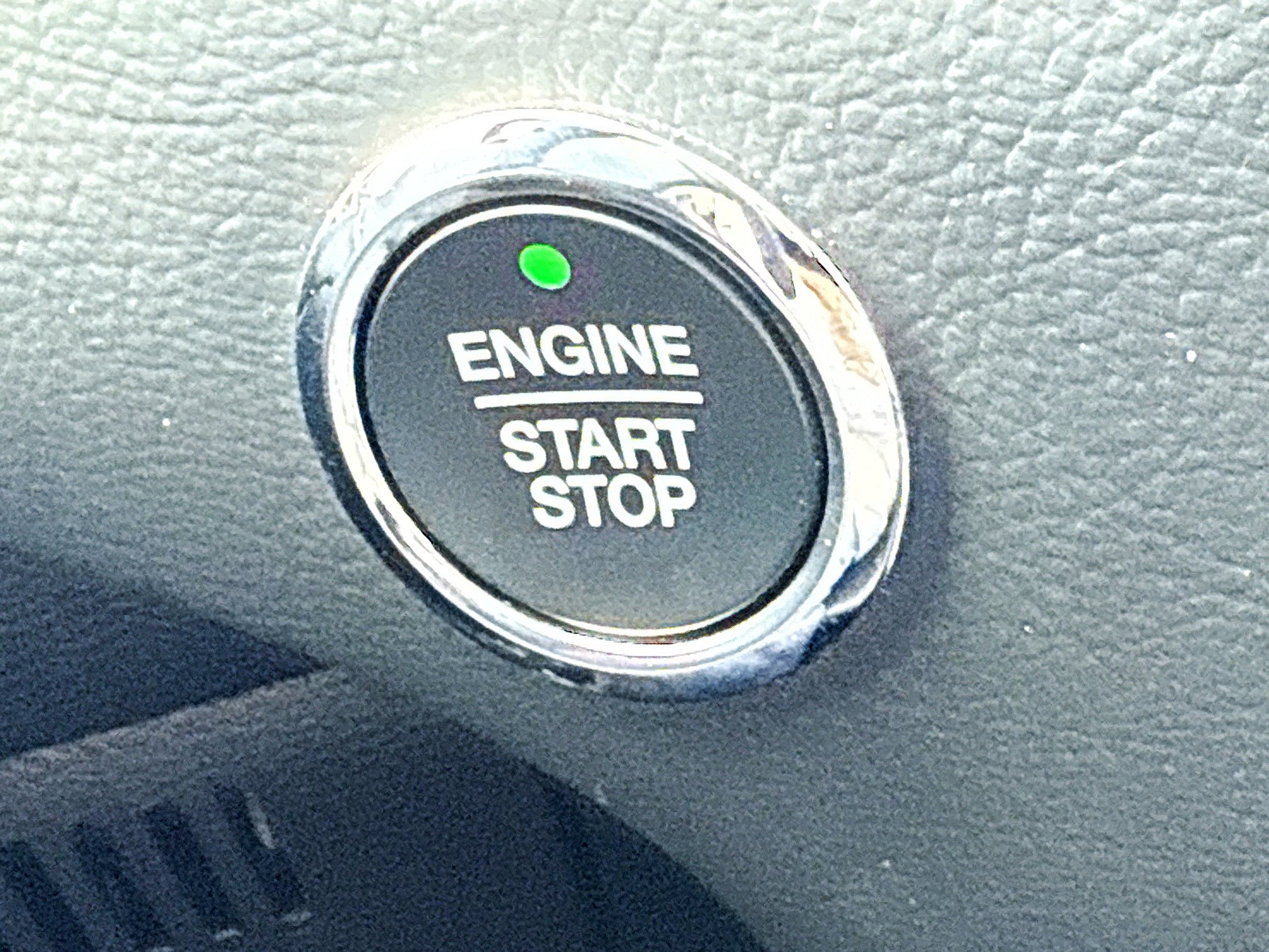 Used 2019 Ford Edge SEL w/ Equipment Group 201A FWD image 36