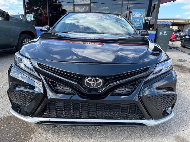 Used 2022 Toyota Camry XSE image 2