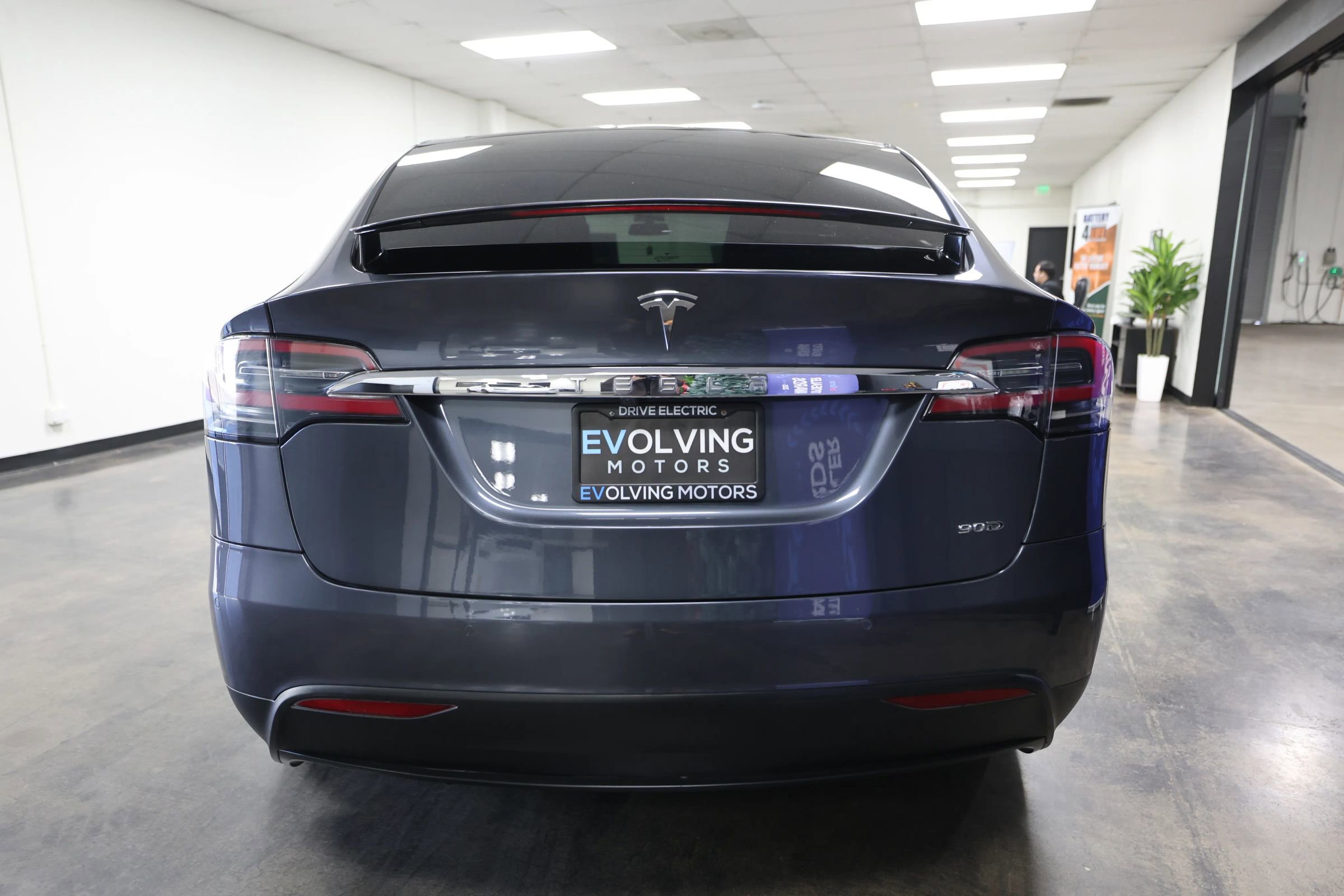 Used 2016 Tesla Model X 90D AWD/4WD image 8