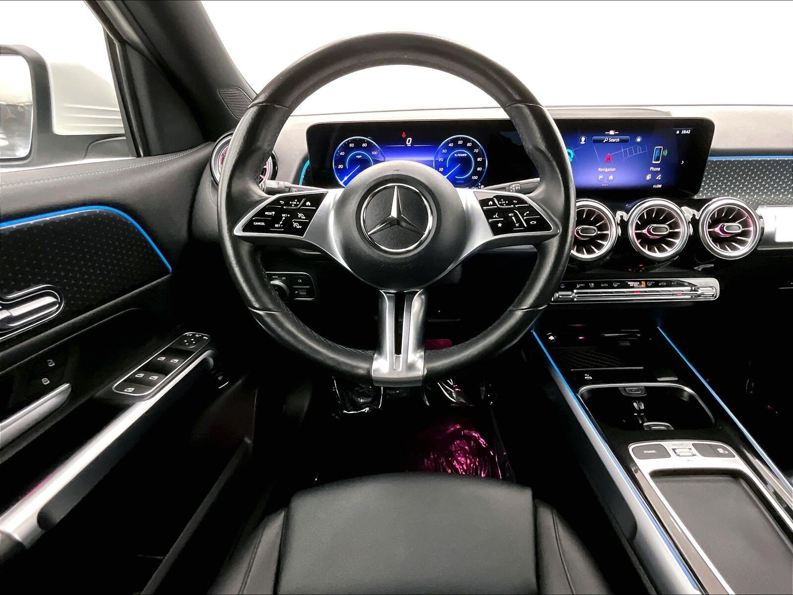 Certified 2024 Mercedes-Benz EQB 250+ image 4