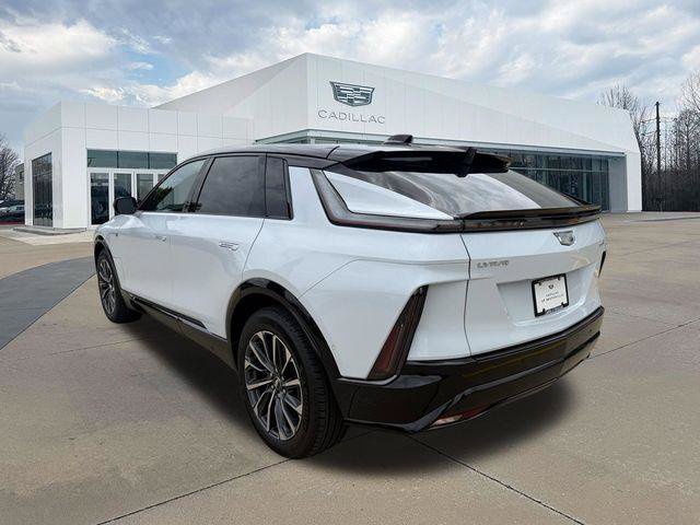 New 2026 Cadillac Lyriq Sport w/ LPO, Floor Liner Package AWD/4WD image 5
