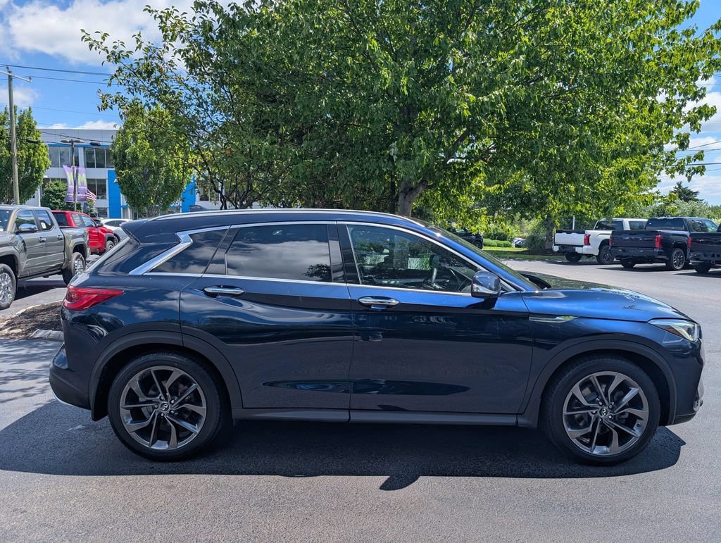 Used 2019 INFINITI QX50 Essential w/ Sensory Package AWD/4WD image 9