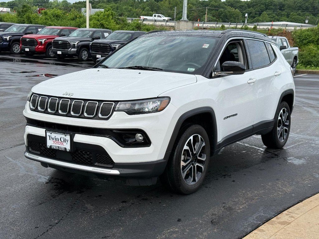 Used 2022 Jeep Compass Limited AWD/4WD image 9