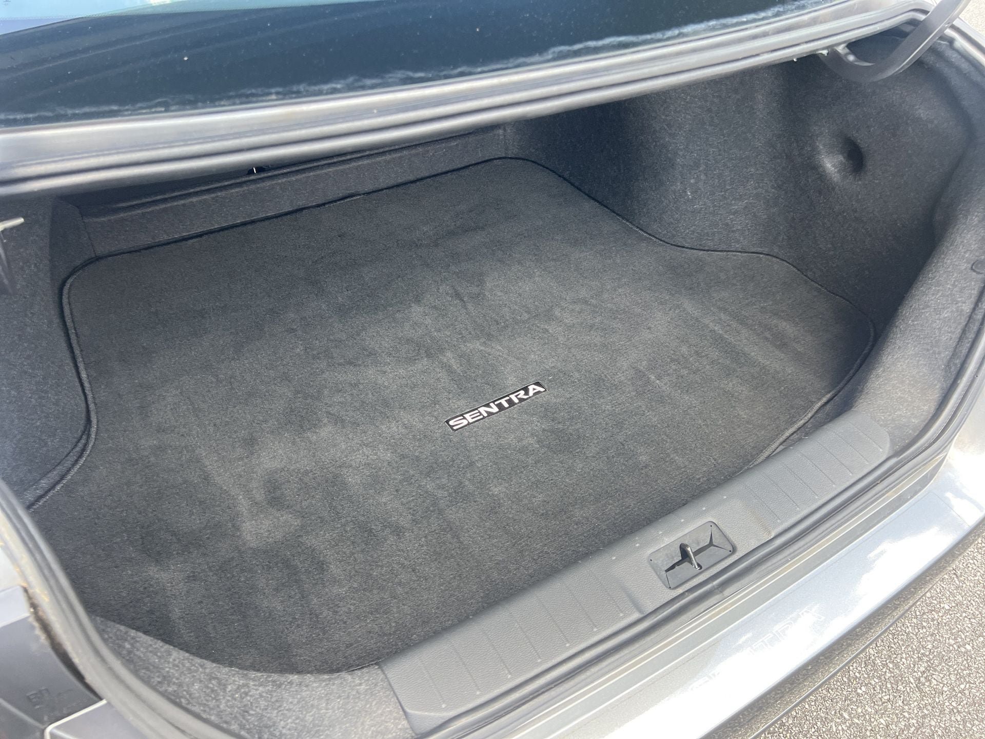 Used 2023 Nissan Sentra S FWD image 19