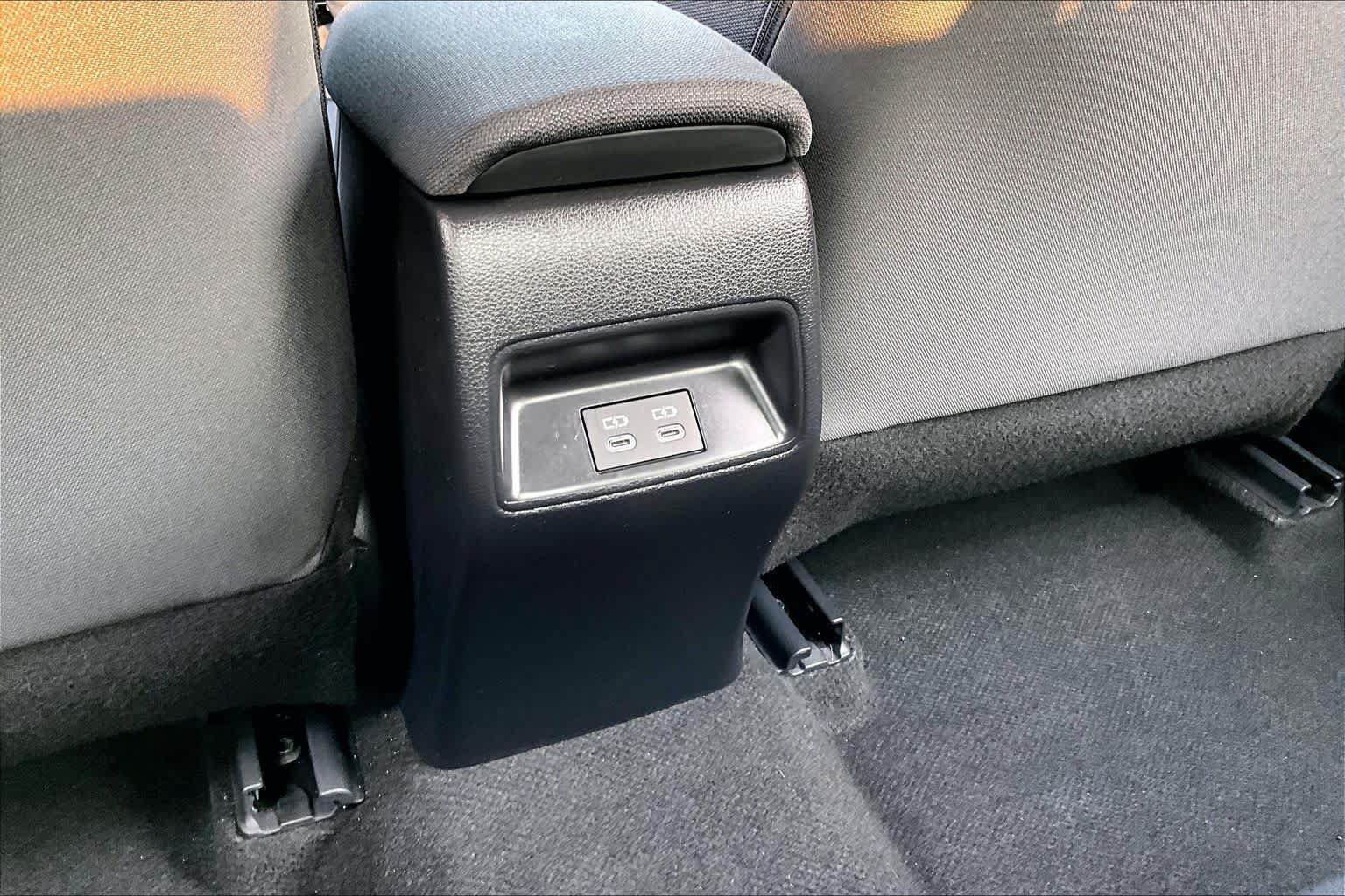 Used 2025 Toyota Corolla LE FWD image 32