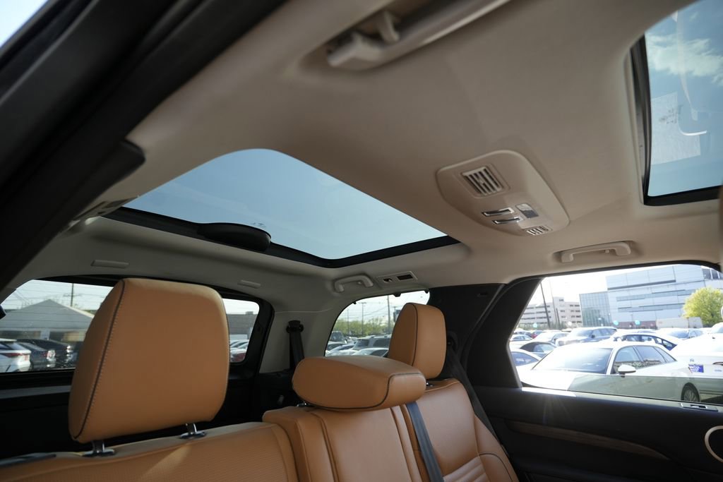 Used 2019 Land Rover Discovery HSE AWD/4WD image 30