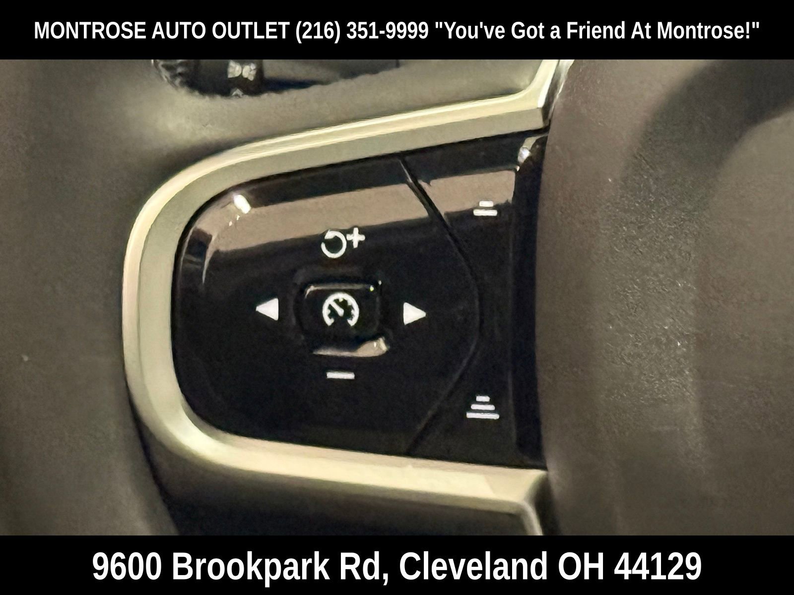 New 2026 Volvo V60 B5 Cross Country Ultra w/ Protection Package Premier image 26