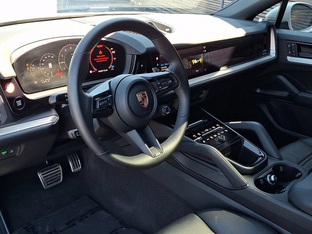 Certified 2026 Porsche Cayenne S AWD/4WD image 4
