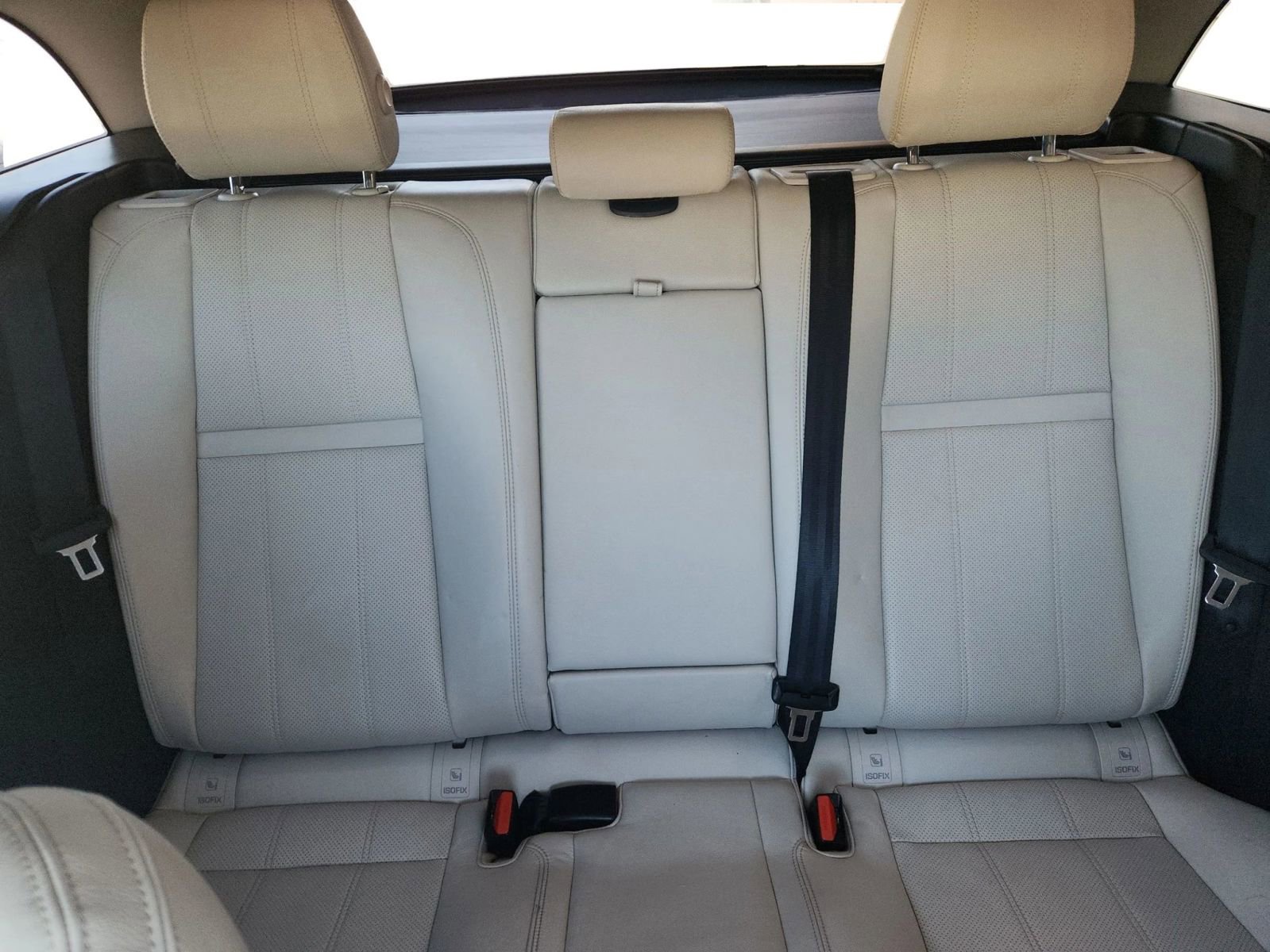 Used 2018 Land Rover Range Rover Velar S AWD/4WD image 14