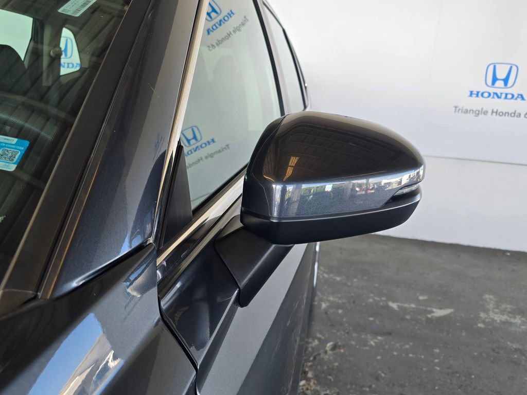 Used 2023 Honda CR-V LX image 20
