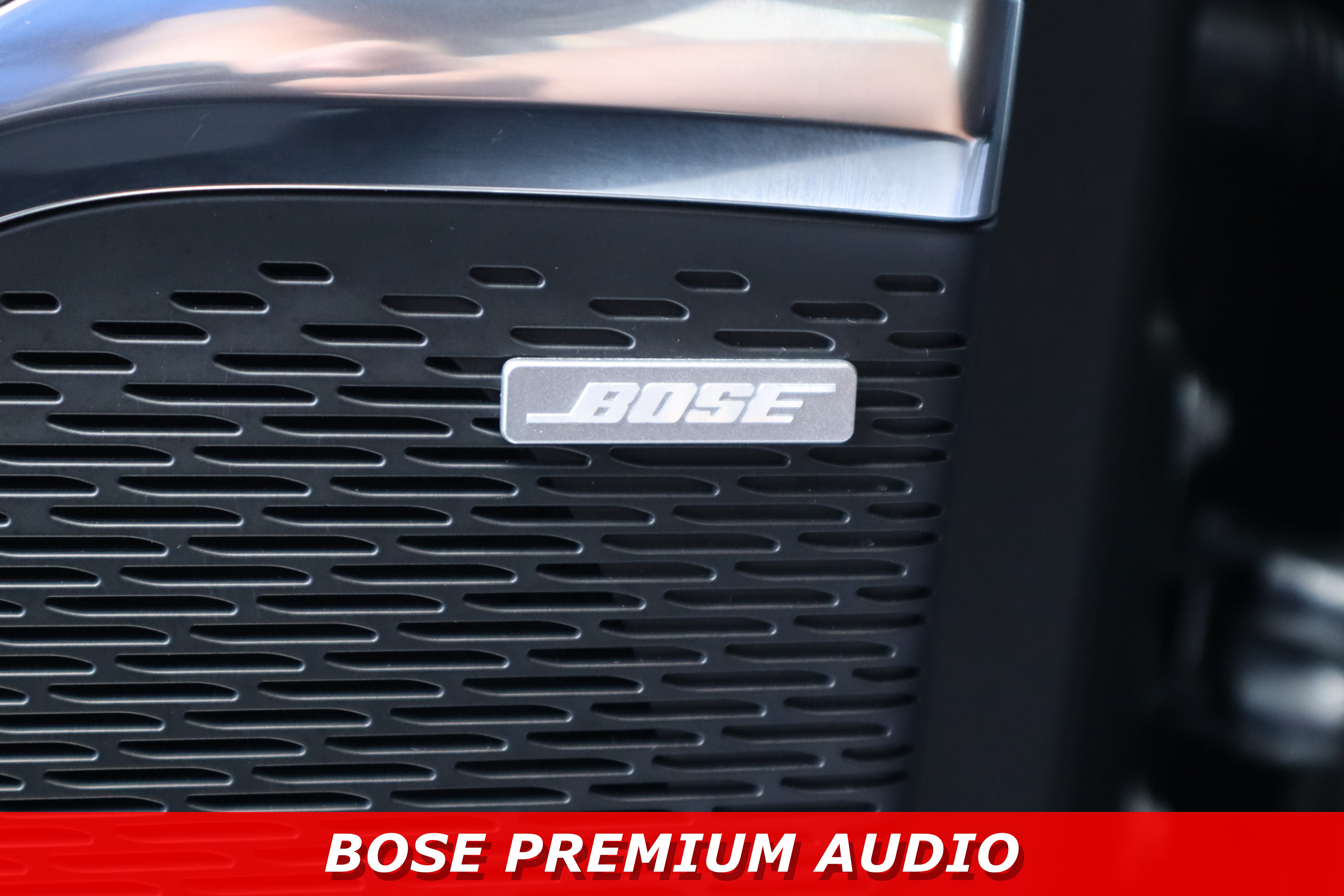 Used 2025 Chevrolet Traverse High Country FWD image 28