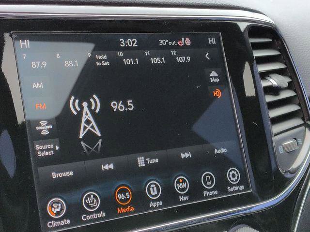 Certified 2020 Jeep Grand Cherokee Limited w/ Premium Lighting Group image 23