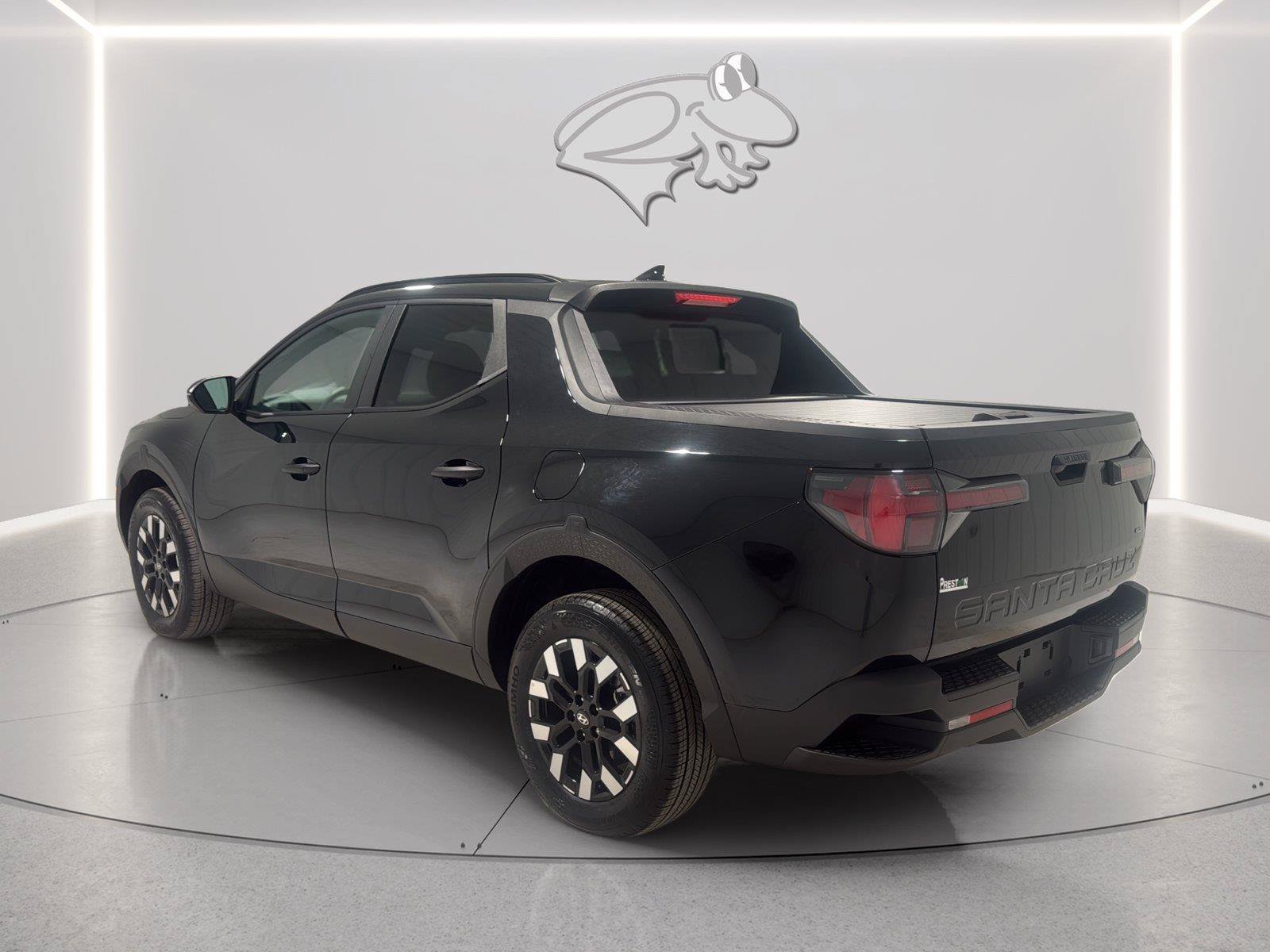 Used 2025 Hyundai Santa Cruz SEL AWD/4WD image 3