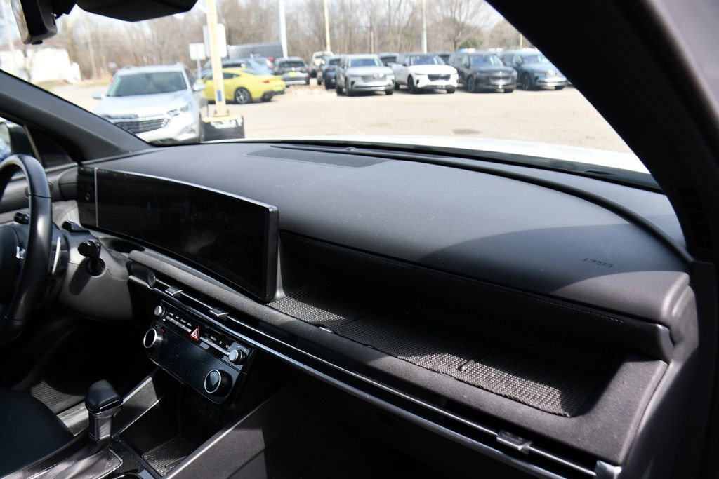 Used 2025 Hyundai Santa Cruz Limited image 15