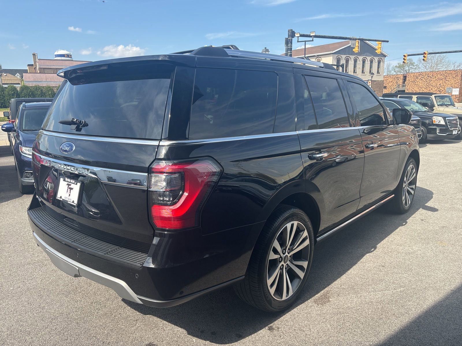 Used 2020 Ford Expedition Limited w/ Equipment Group 302A image 5