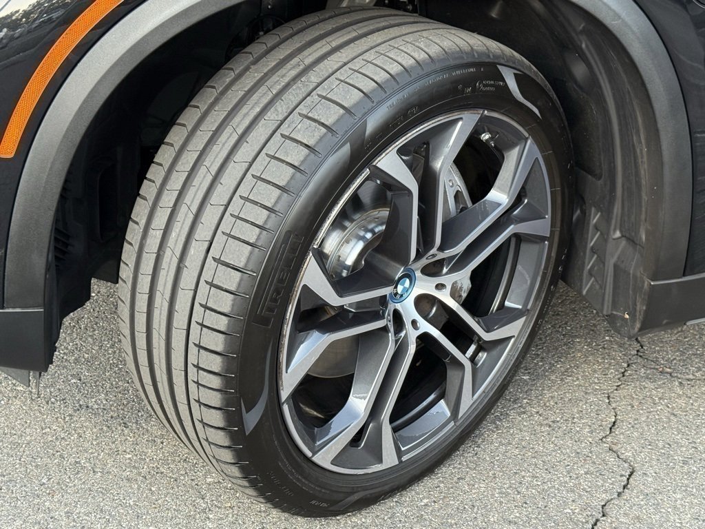 Certified 2022 BMW X5 xDrive45e w/ Climate Comfort Package image 18
