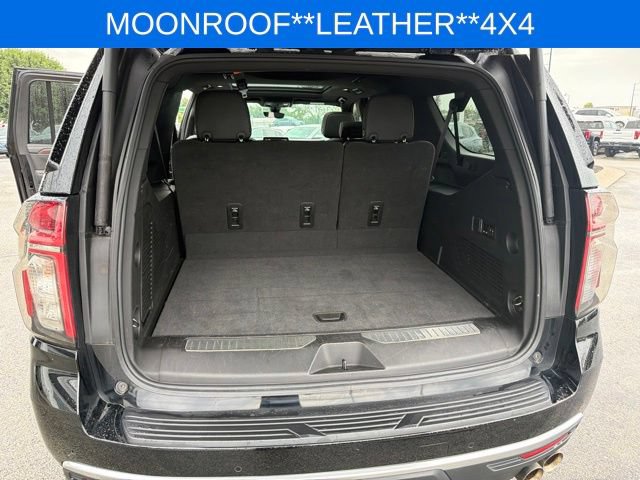 Used 2022 Chevrolet Suburban High Country AWD/4WD image 19