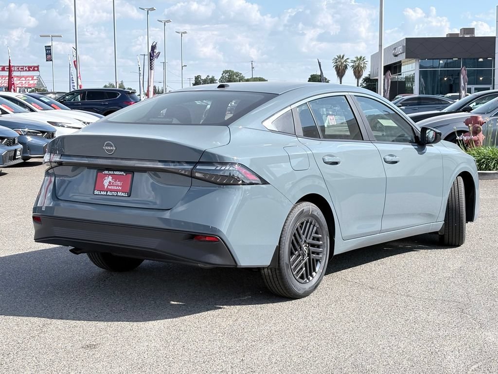 New 2026 Nissan Sentra SV w/ Floor Mat Package FWD image 4