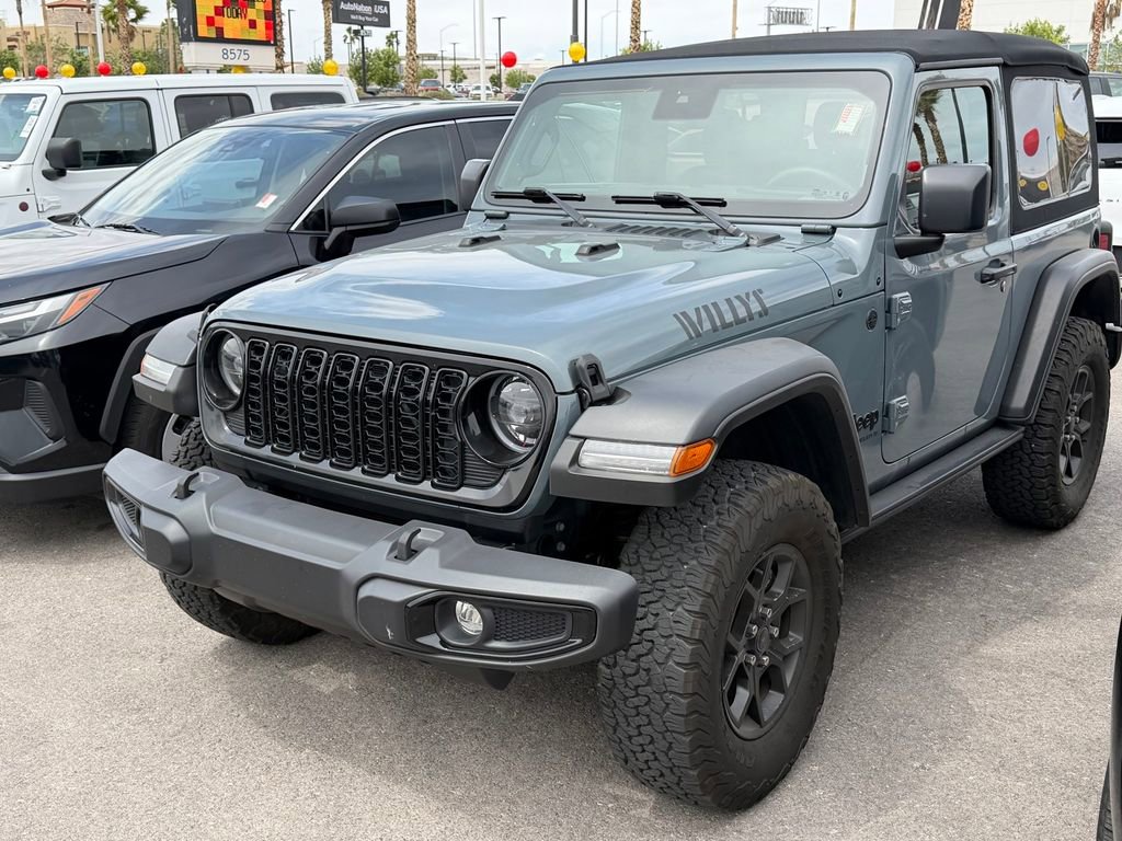 Used 2024 Jeep Wrangler Willys AWD/4WD image 2