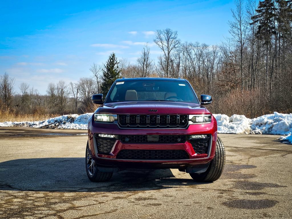 New 2026 Jeep Grand Cherokee Summit w/ Obsidian Package AWD/4WD image 8