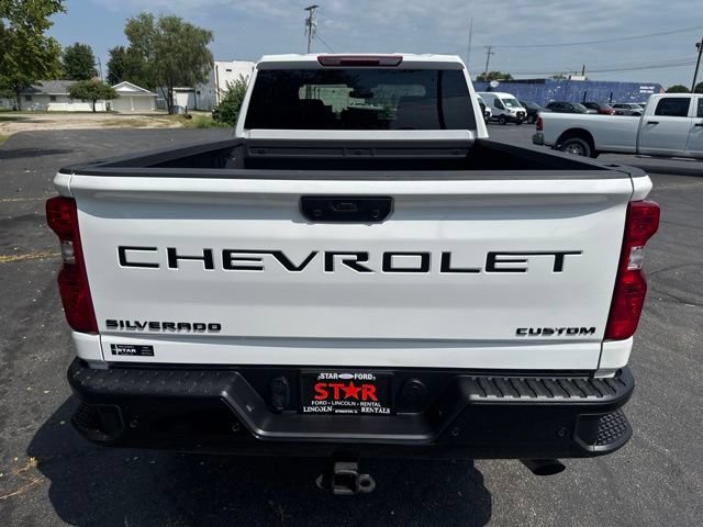 Used 2026 Chevrolet Silverado 2500 Custom w/ Custom Value Package AWD/4WD image 4