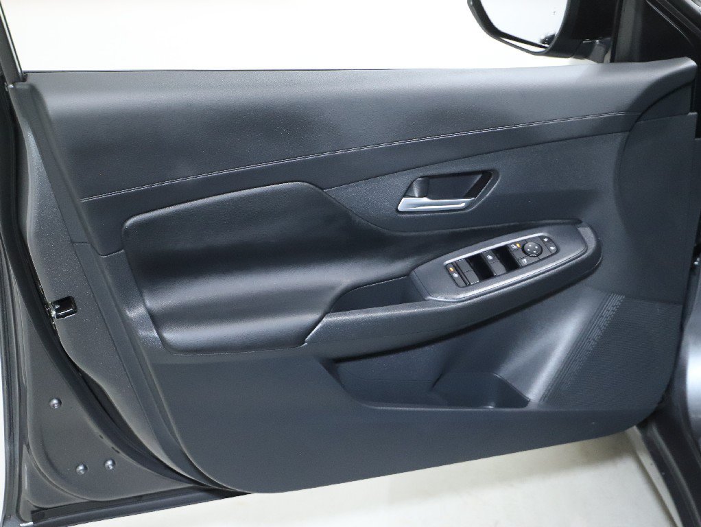 Certified 2026 Nissan Sentra SV w/ SV Convenience Package FWD image 16