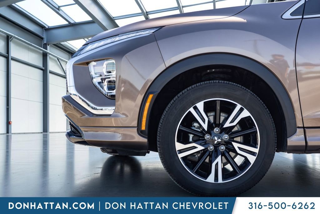 Used 2024 Mitsubishi Eclipse Cross SEL AWD/4WD image 29