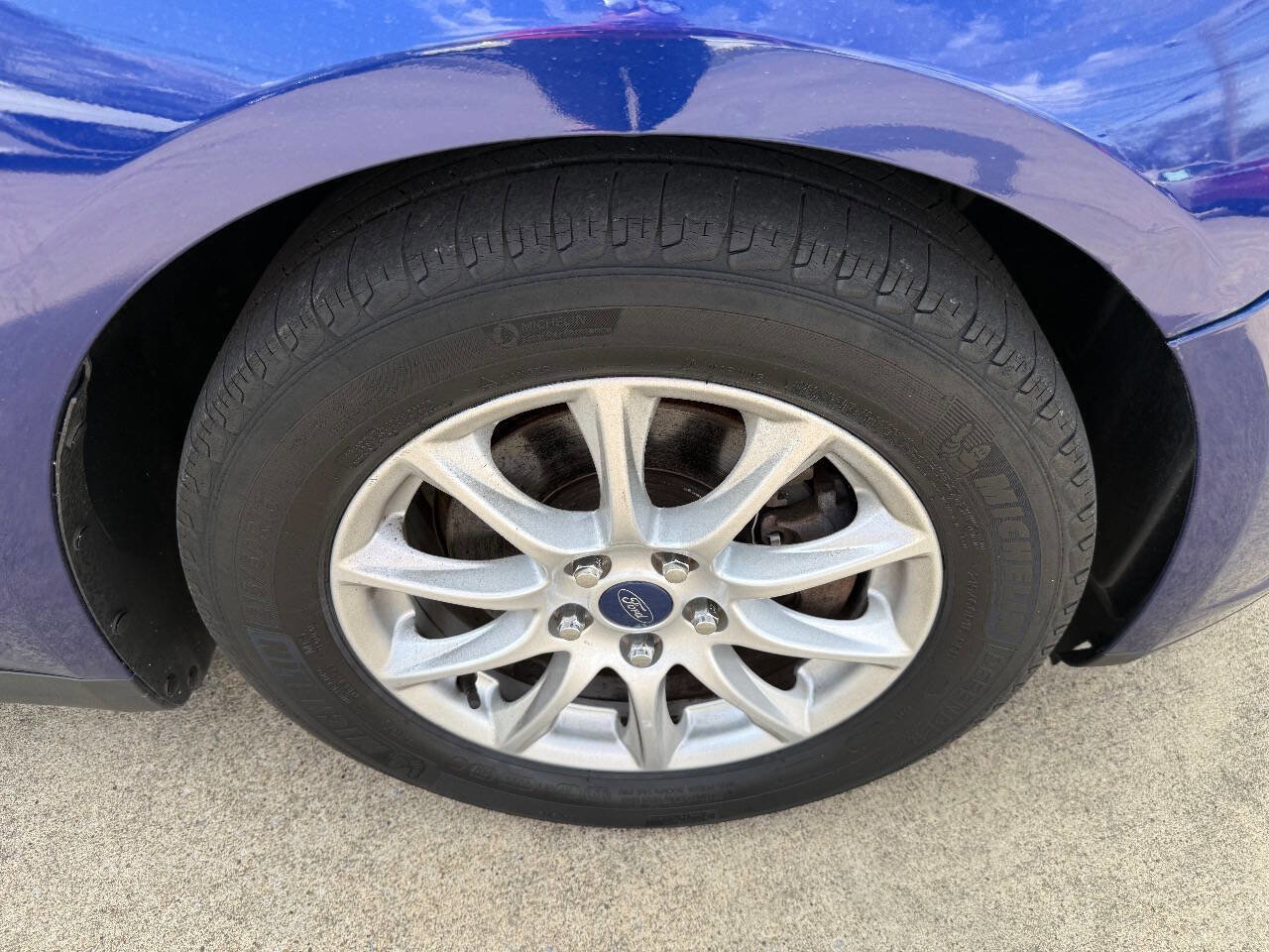 Used 2015 Ford Fusion S image 9