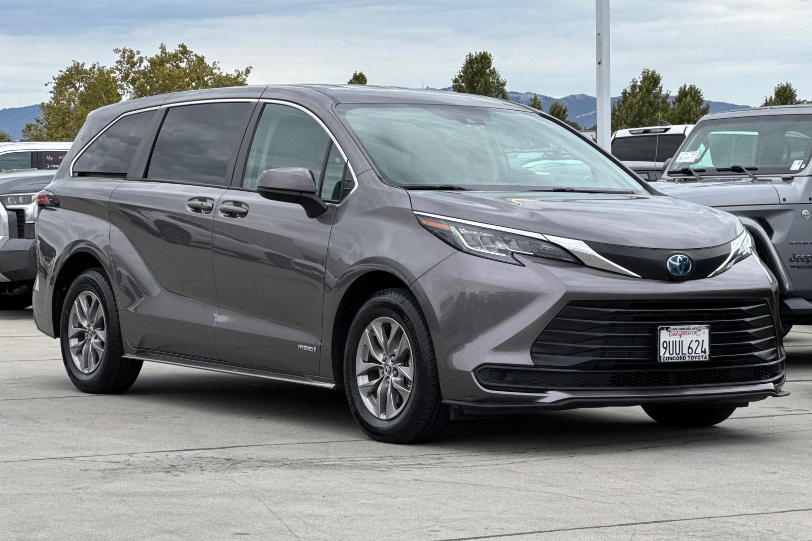 Certified 2021 Toyota Sienna LE FWD image 7