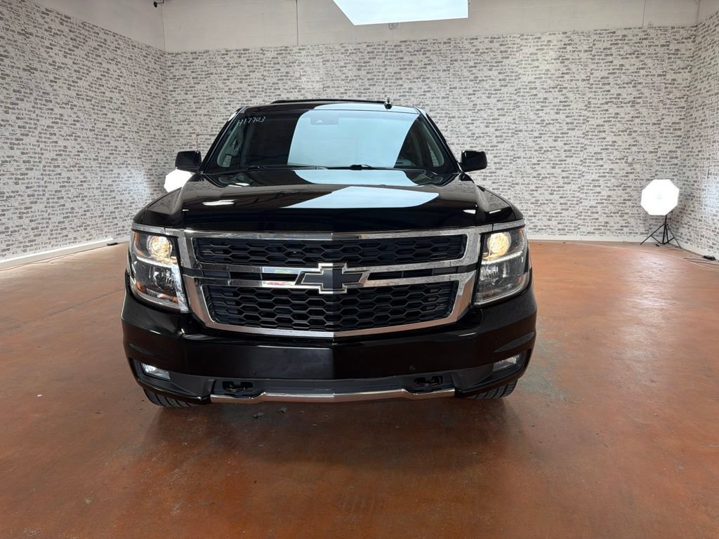 Used 2018 Chevrolet Tahoe LT w/ Luxury Package AWD/4WD image 2