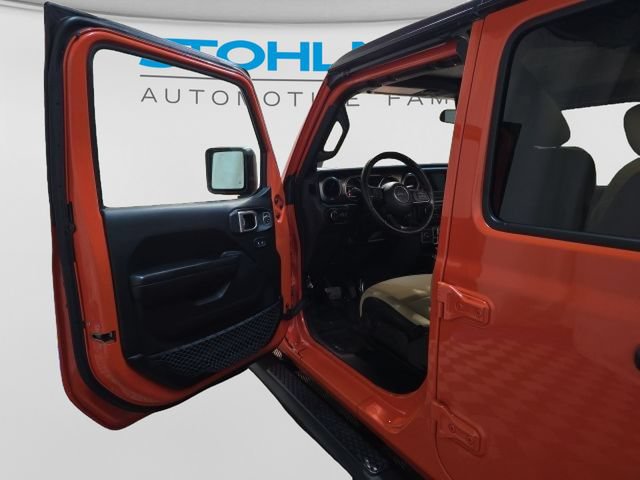 Used 2020 Jeep Gladiator Sport w/ Quick Order Package 24S AWD/4WD image 11