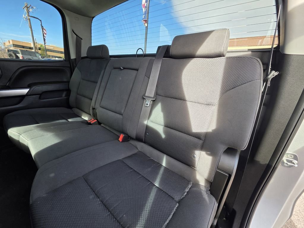 Used 2018 Chevrolet Silverado 1500 LT w/ All Star Edition image 8