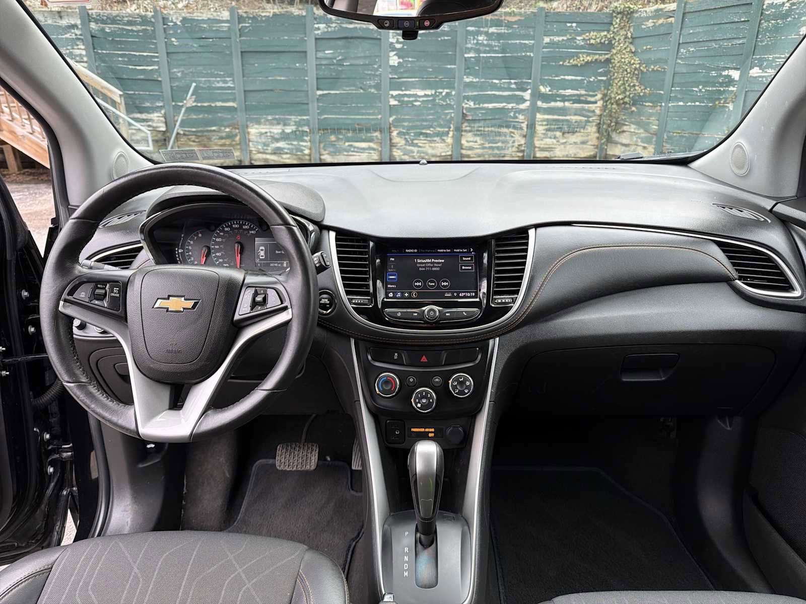 Certified 2022 Chevrolet Trax LT w/ LT Convenience Package image 20