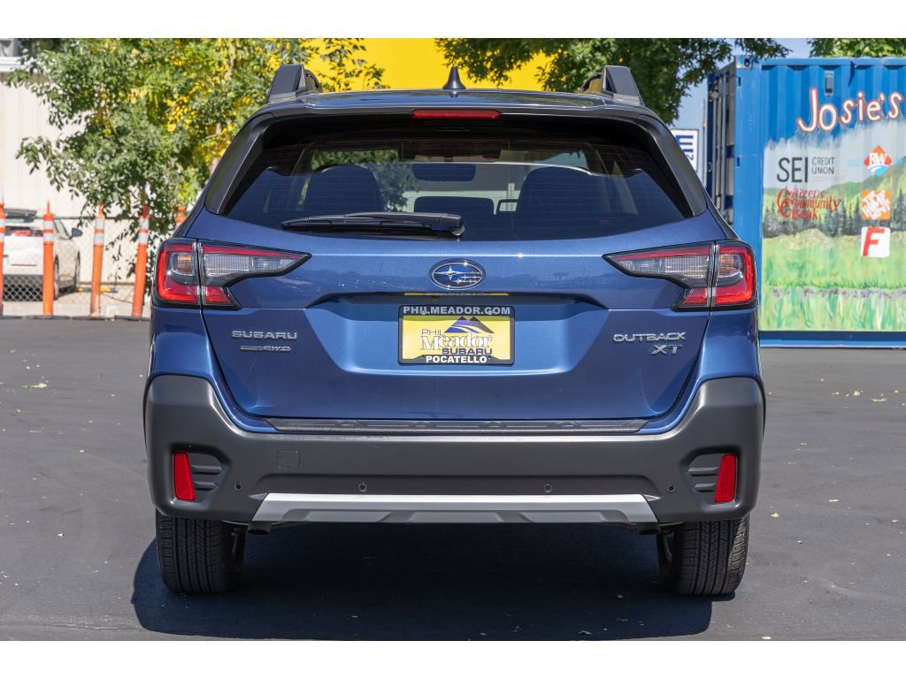 Certified 2022 Subaru Outback Limited XT image 4