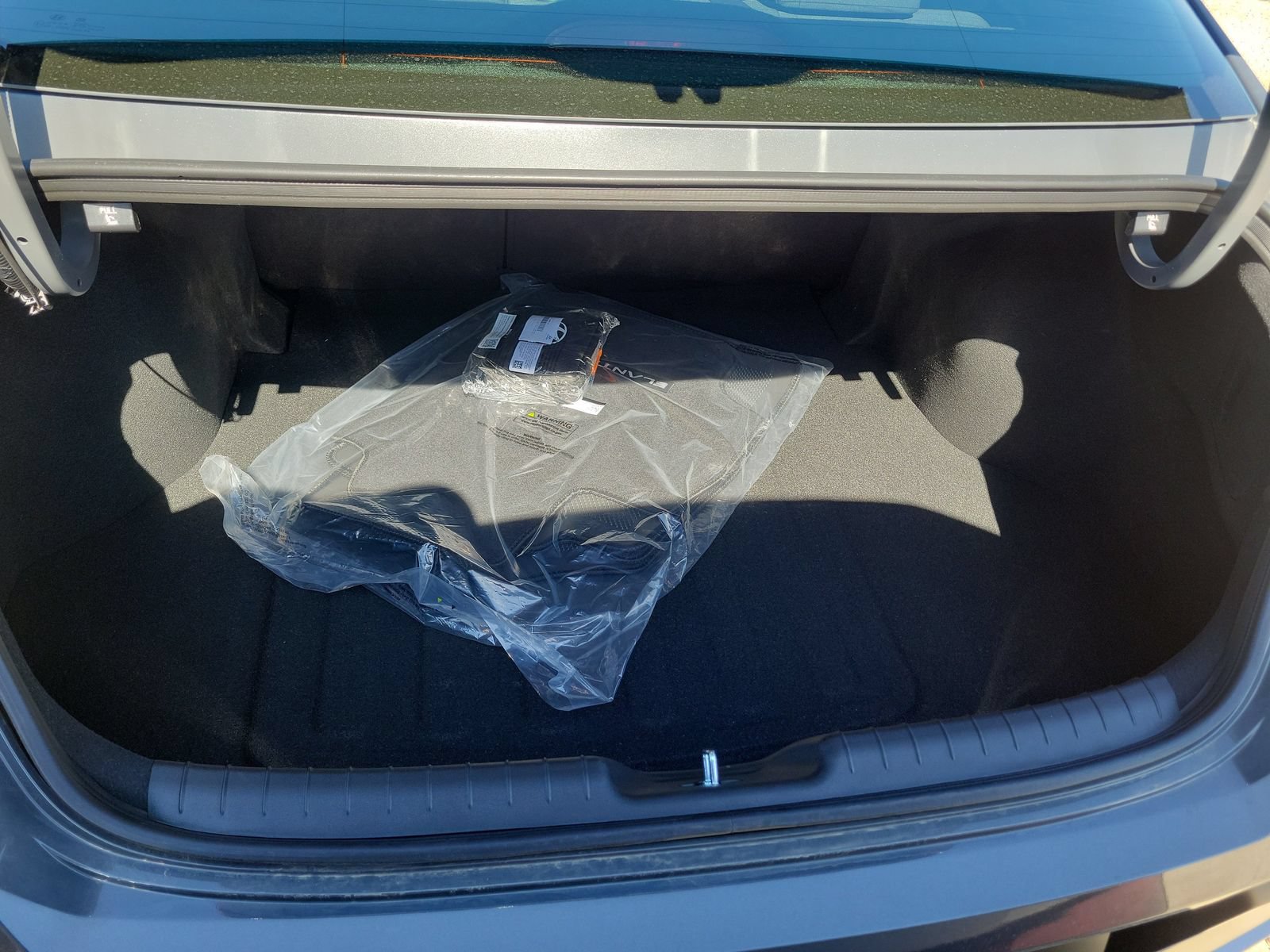 New 2026 Hyundai Elantra SE FWD image 19