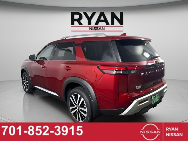 New 2025 Nissan Pathfinder Platinum image 9