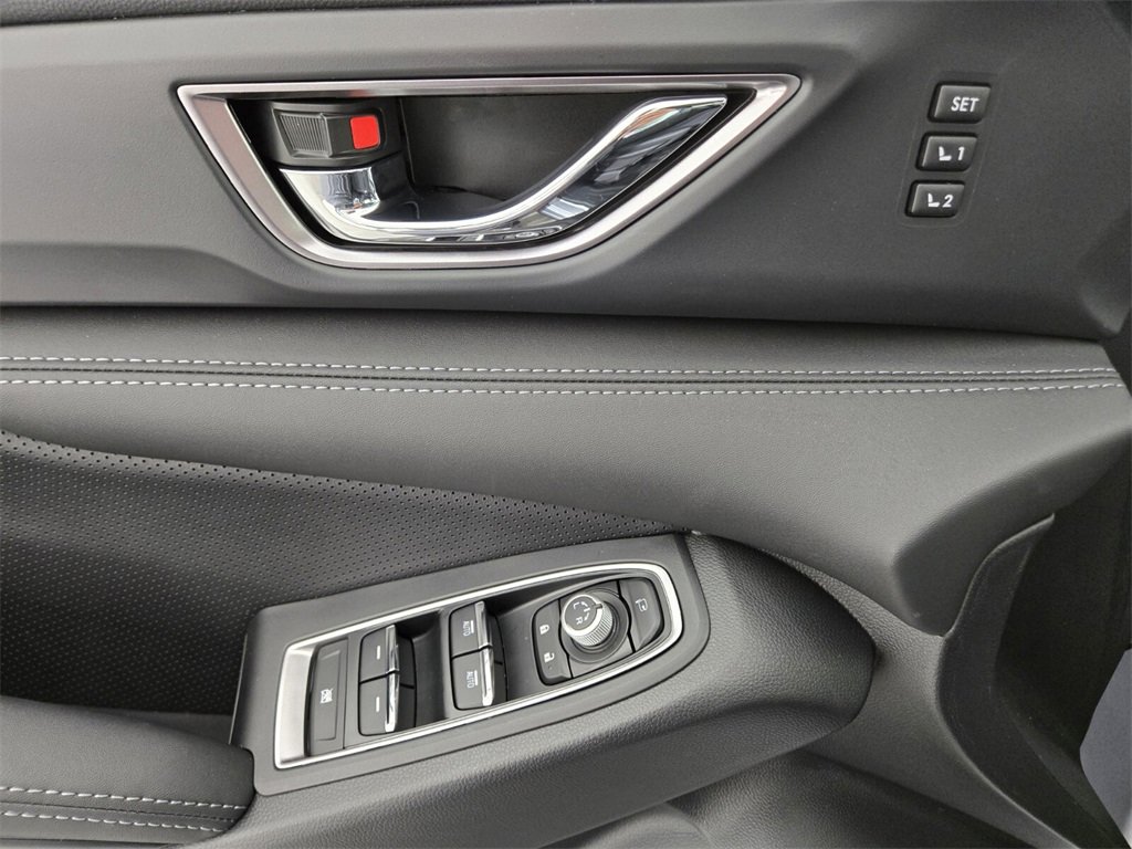 New 2025 Subaru Ascent Limited w/ Popular Package #2 image 13