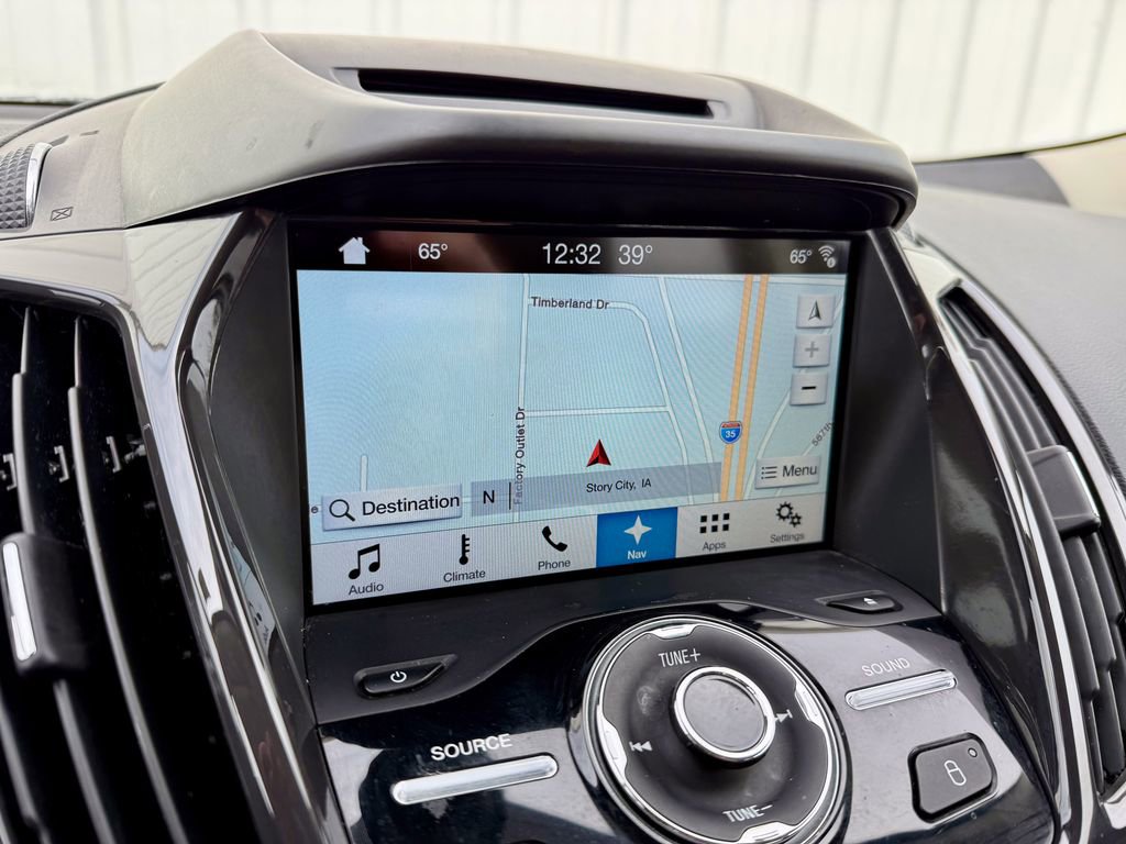 Used 2016 Ford Escape Titanium image 29